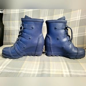 ⭐️Sorel Rubber Wedge Boots⭐️